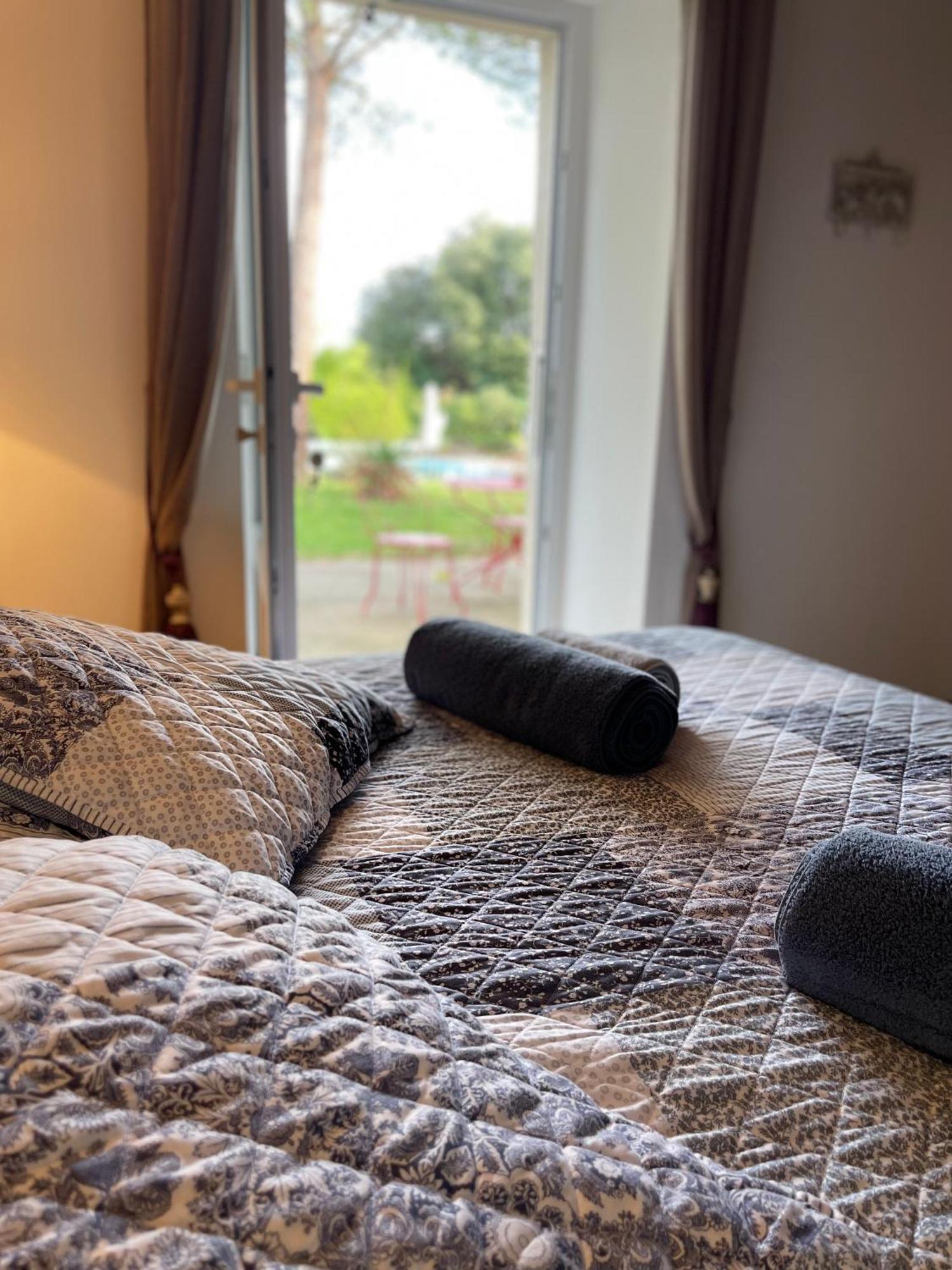 Chambre Malon Mas Bel Esperance Saint-Andre-d'Olerargues Εξωτερικό φωτογραφία